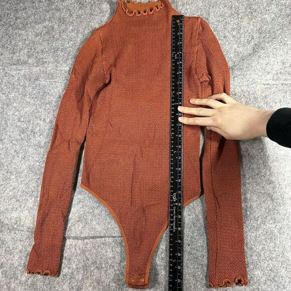 Free People Intimately Bodysuit Women’s M/L Lettuce Trim Burnt Orange Mock - Picture 6 of 7